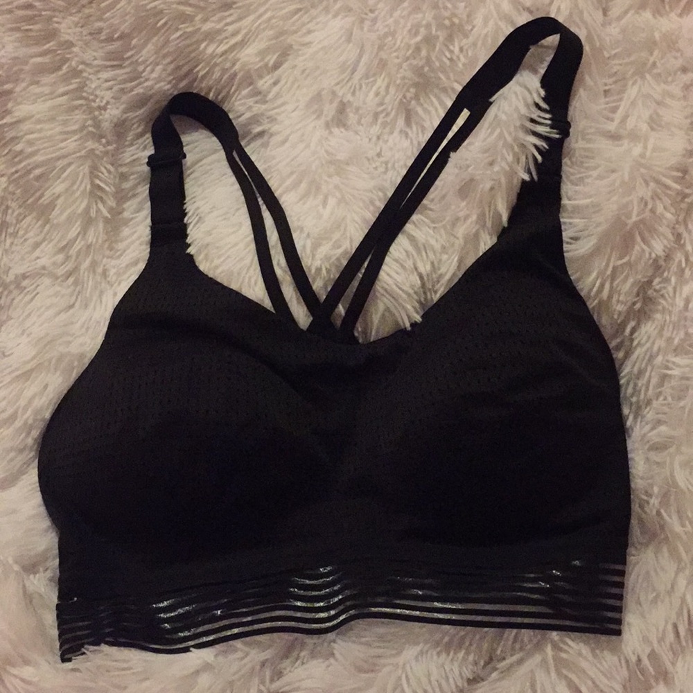 VS sports bra